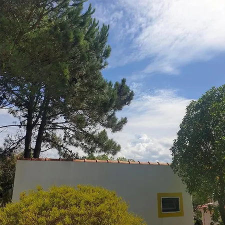 Sondela Self Catering * São Martinho do Porto