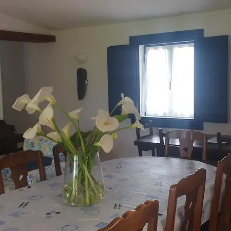 Alpehytte Sondela Self Catering *